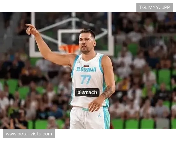 东契奇尽管失误频繁仍砍下38分11篮板5助攻展现超强实力